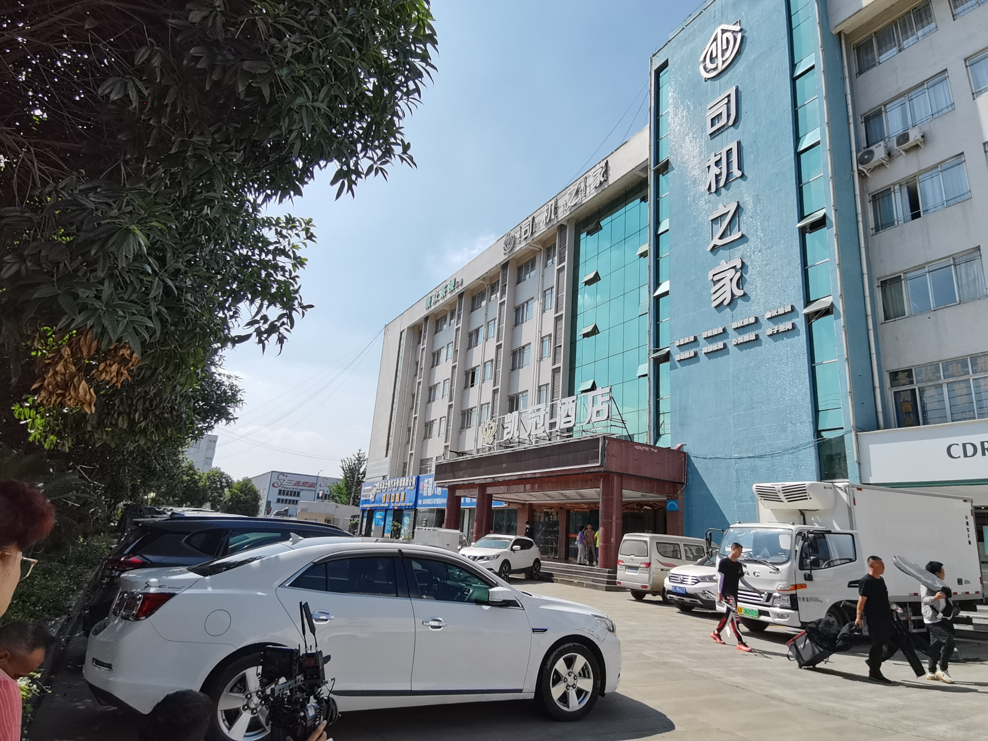 四川省总工会今年助建15个货车司机的“暖心之家”