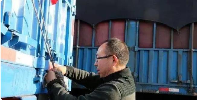 20年驾龄的货车司机说了说自己的从业感受，句句感人肺腑