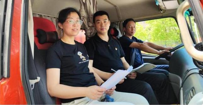 “体验式”调研，“零距离”倾听货运司机心声