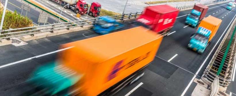 直面货车司机被罚事件，用依法彻查回应舆论关切