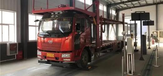 哪类货车可网上年审？绿通车能安装拆卸栏杆吗？车高超4米能免绿通吗？交通部答复了！