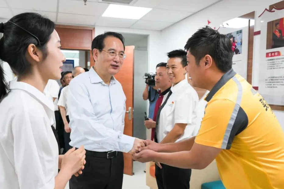 全国新就业形态劳动者建会入会工作现场经验交流会在成都举行