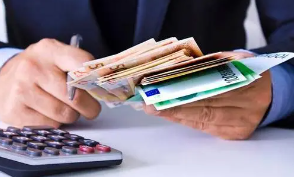 工资拆着发，就不算工资了吗？