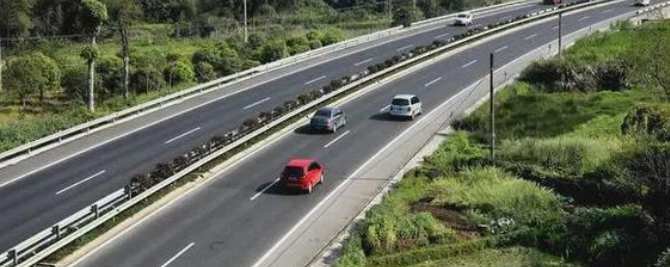 四川高速收费最新政策→